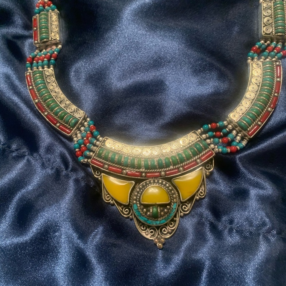 Authentic Beautiful turquoise and coral necklace